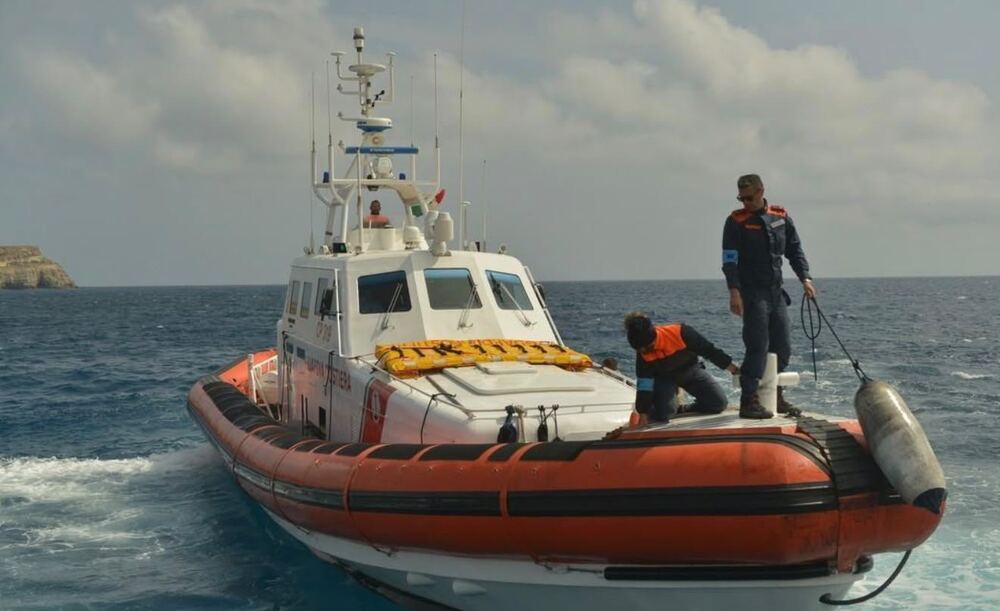 Avrupa Komisyonu Frontex'in personel sayısını 30 bine çıkarmayı önerdi