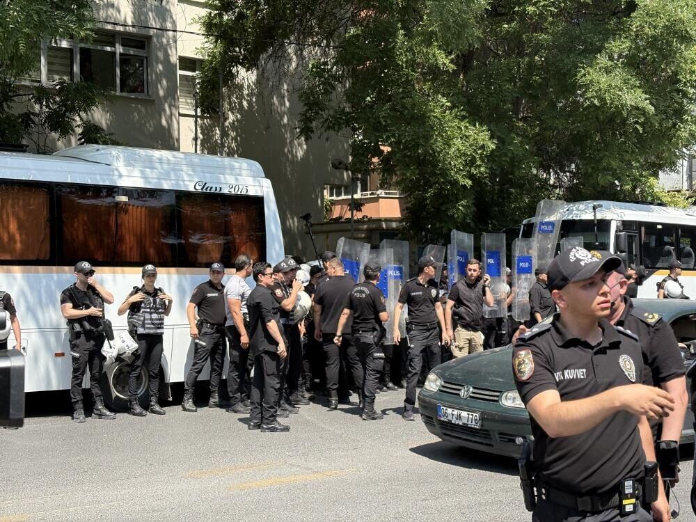 NATO Karşıtı Eylemde Gözaltılar