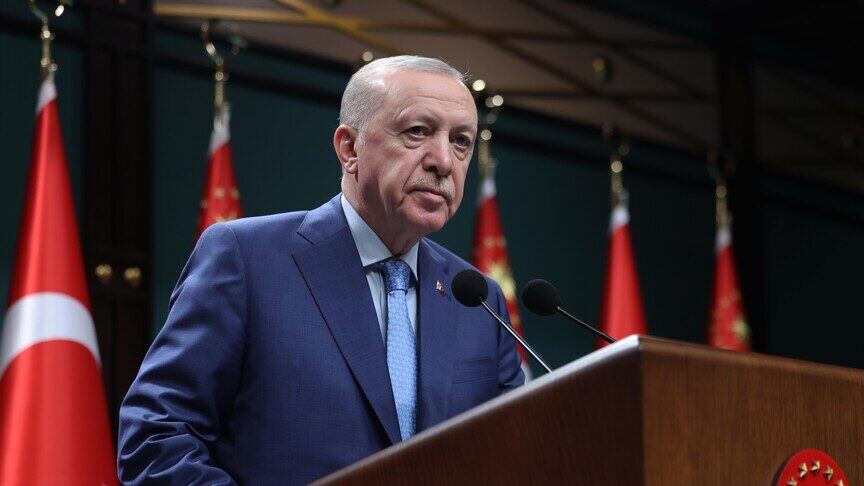 Erdoğan Katar'ın Eski Emiri İçin Taziye Mesajı Yayımladı