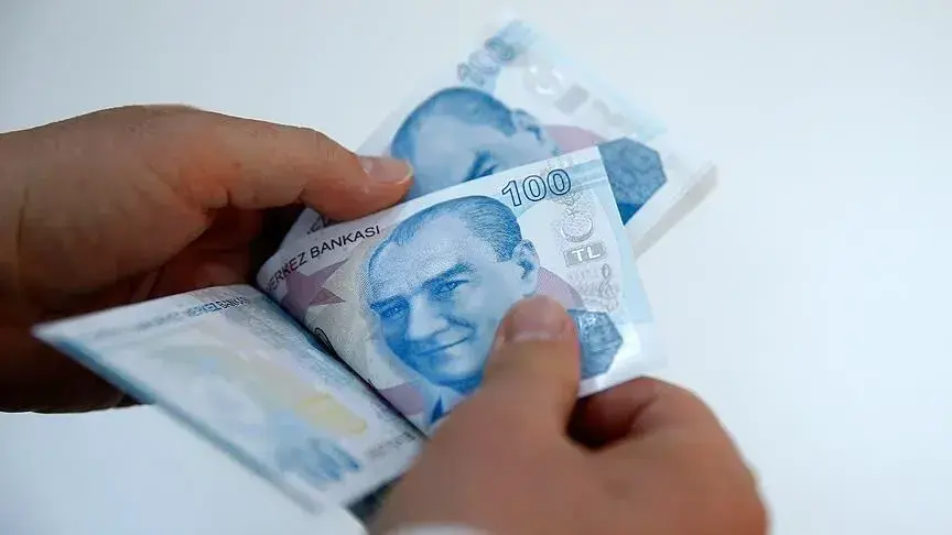 En Düşük Emekli Aylığı Artırıldı