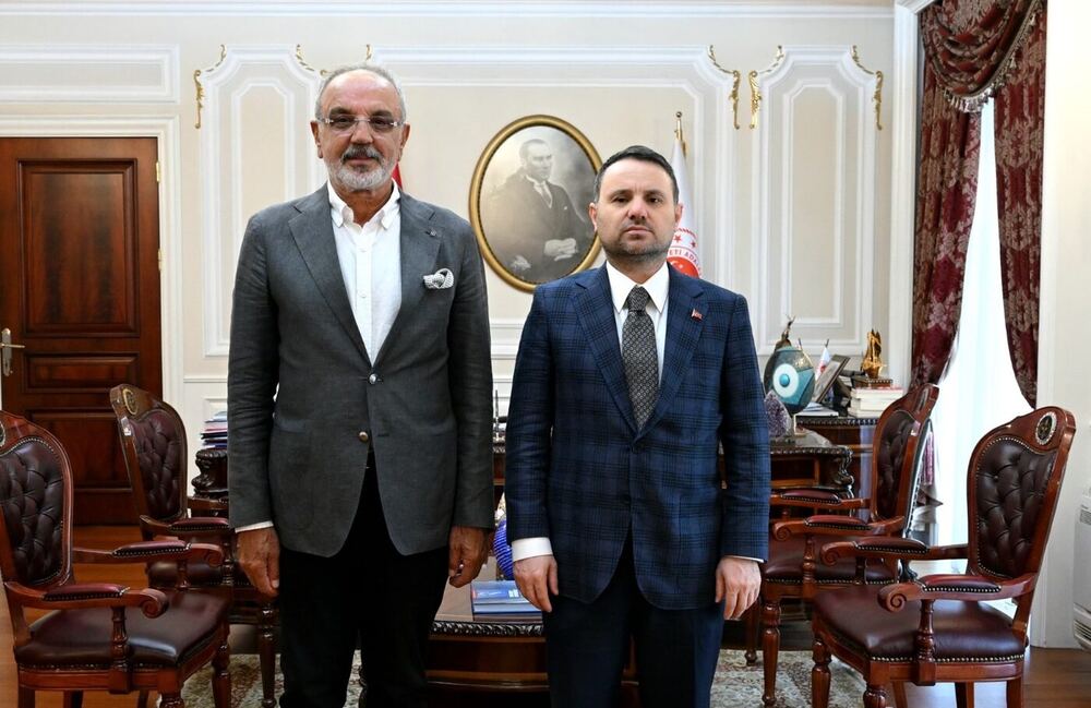 Sırrı Sakık'tan Akın Gürlek'e Teşekkür