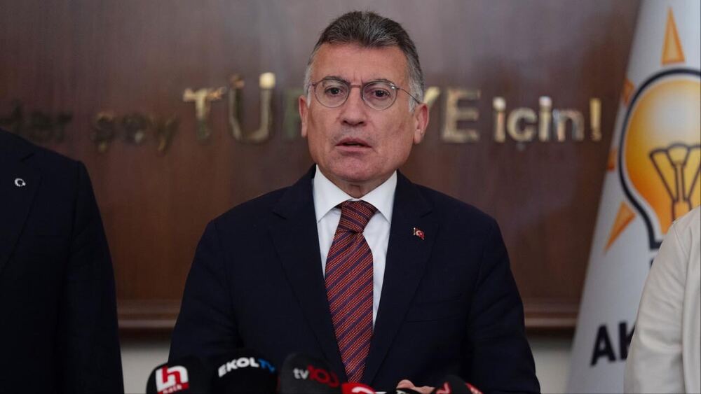 AK Parti Çerçeve Yasa İçin Toplandı
