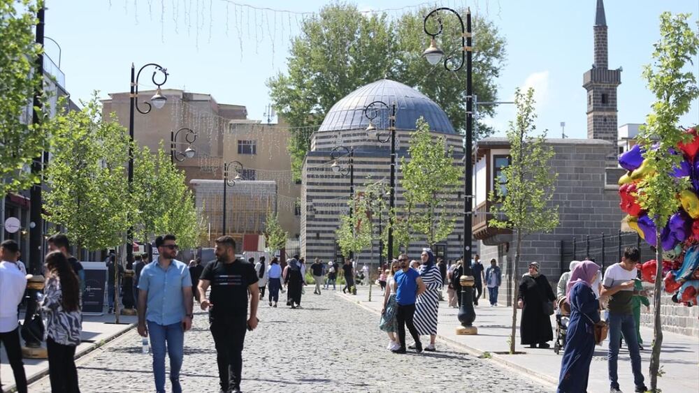 Kürt İş İnsanları Çerçeve Yasasını Destekliyor