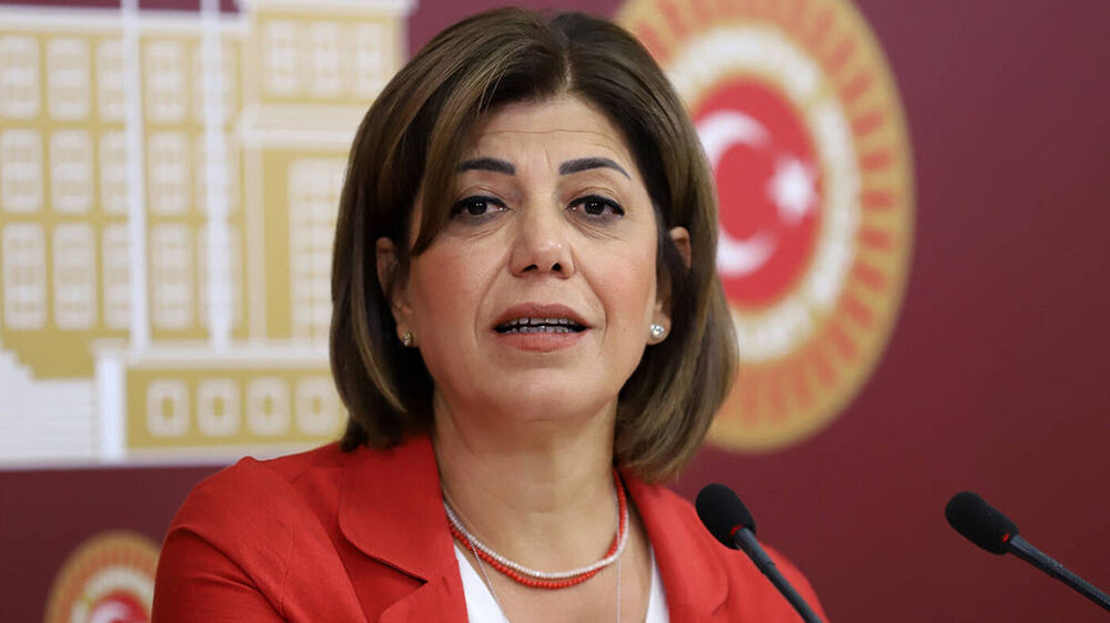 Demirtaş ve Yüksekdağ'ın Siyasi Yasağı Yok
