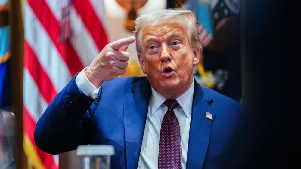 Donald Trump yapay zeka görseliyle İran'ın Hark Adası'nı hedef aldı