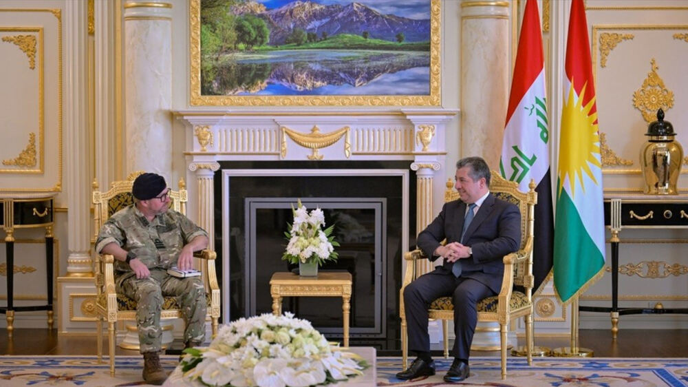 Barzani, İngiliz askeri heyetiyle yeni hükümet kabinesi ve güvenlik konularını görüştü