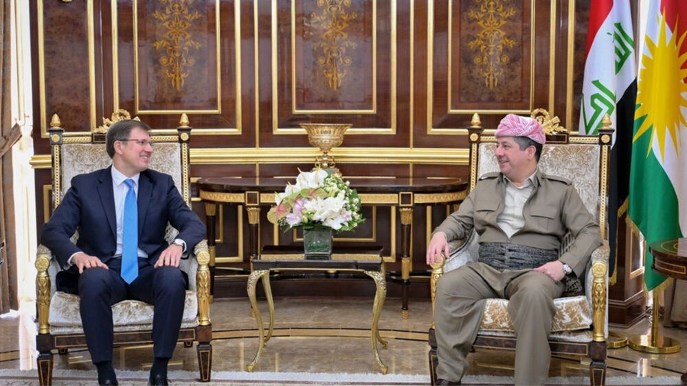 Rusya Erbil Başkonsolosu Maxim Rubin, Peşmerge Birleşmesi Nedeniyle Başbakan Barzani'yi Kutladı