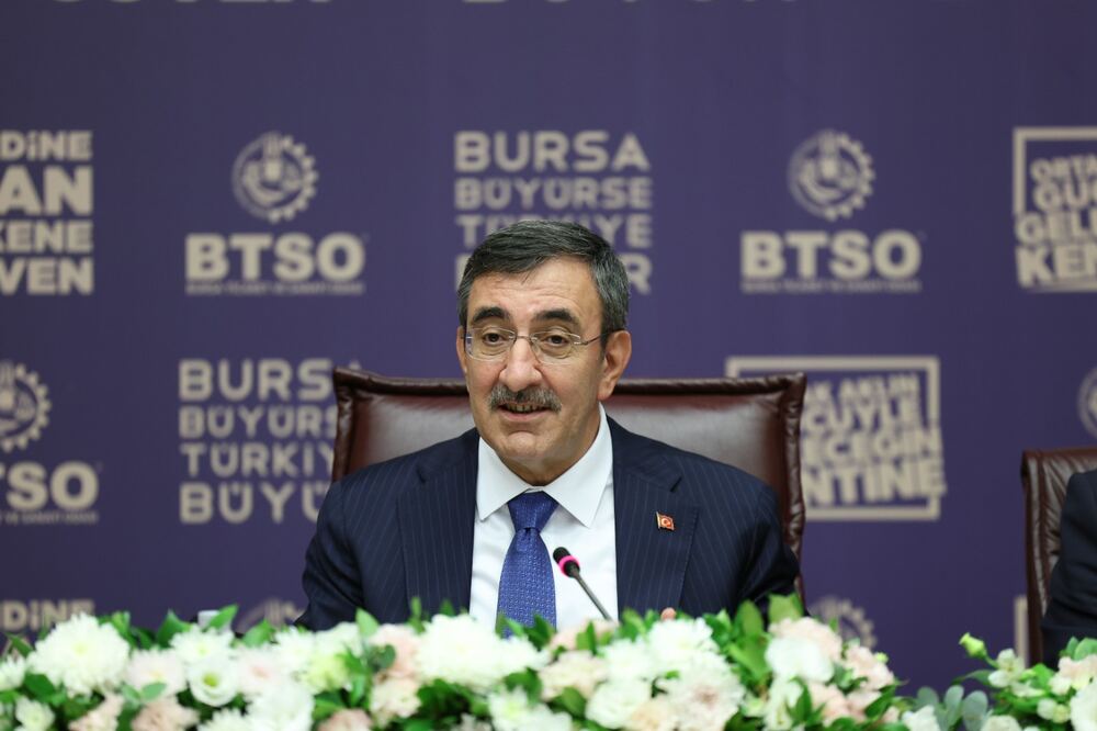 Cevdet Yılmaz: Fon krizi yapısal değil, sınırlı alanda çözüm çalışmaları sürüyor