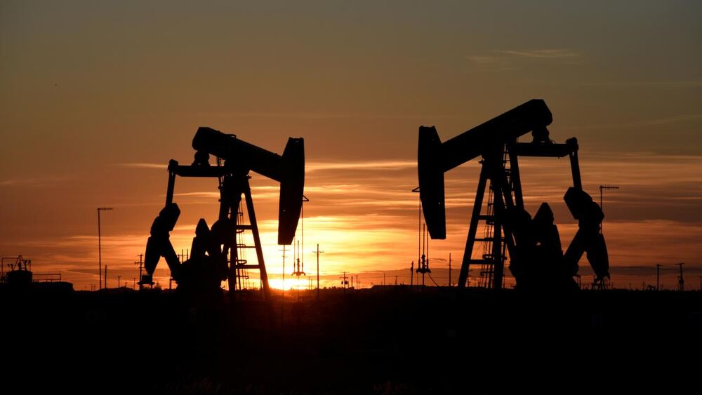 ABD ticari ham petrol stokları 900 bin varil artış gösterdi