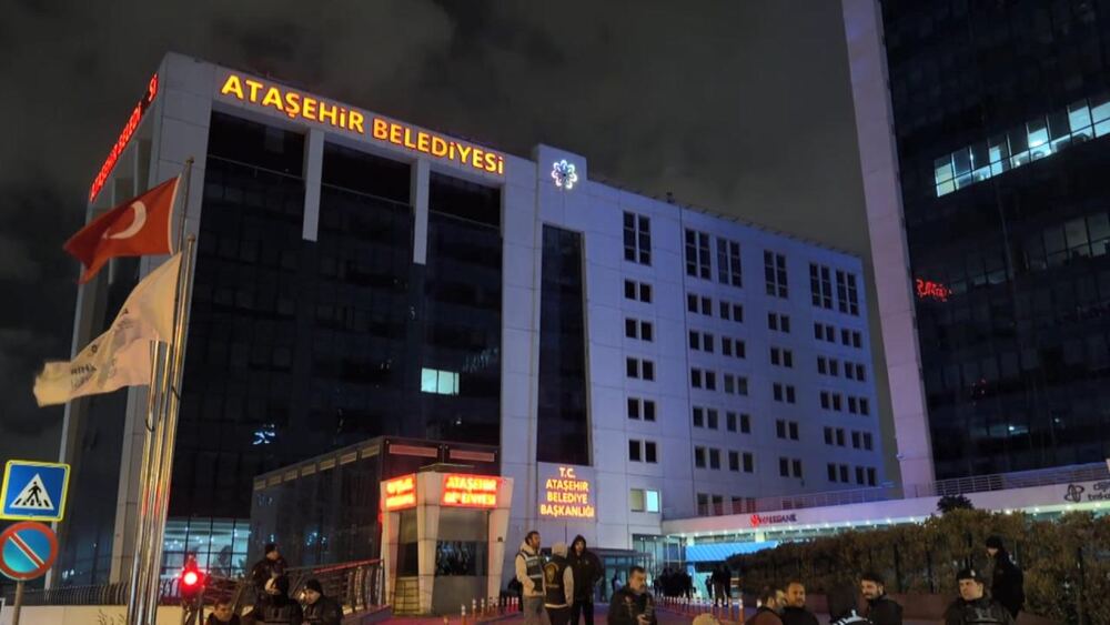 Ataşehir Belediye Başkan Vekili Murat Güneş ve 12 Şahıs Gözaltına Alındı