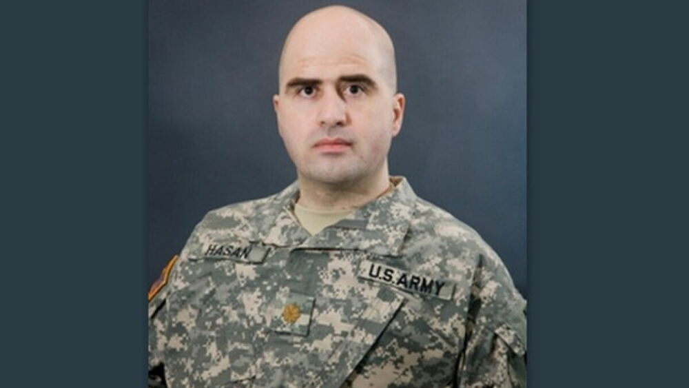 ABD Savunma Bakanı, Nidal Hasan'ın Kurşuna Dizilerek İdamını Halkın İzleyebileceğini Duyurdu