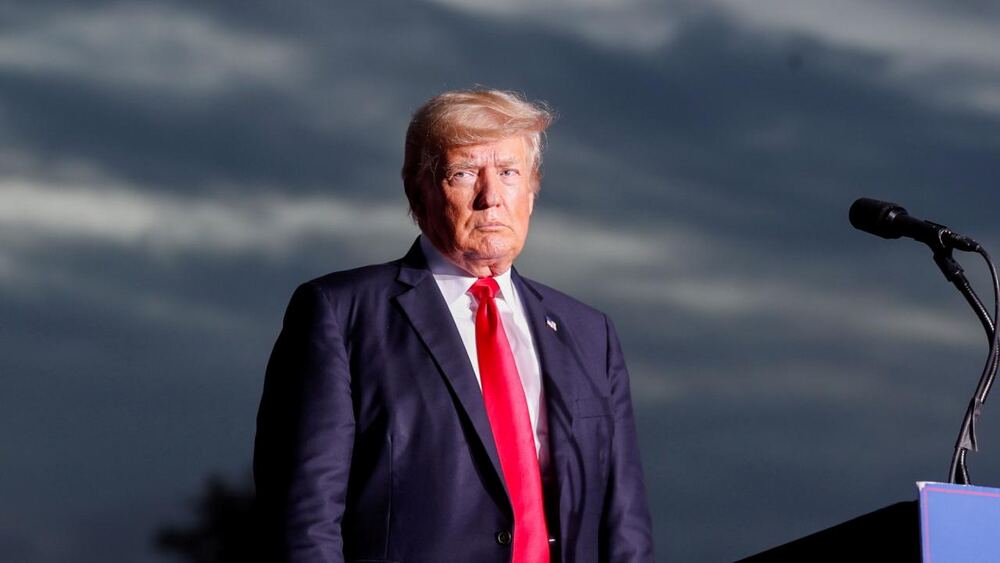 Trump, 'Süper Zeka' Kullanımını Zorunlu Kılan Kararname İmzaladı