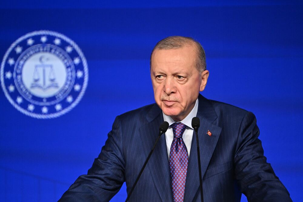 Erdoğan: Adalet, güçsüzün güçlüye ezdirilmemesidir