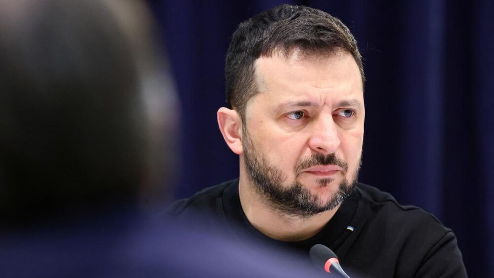 Zelenskiy, ABD'nin enerji ateşkesi sonrası Rus rafinerilerine saldırı planı açıkladı