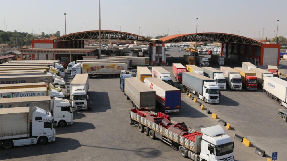 İran'ın ihracatı 21 milyar dolara, ithalatı 19 milyar dolara ulaştı