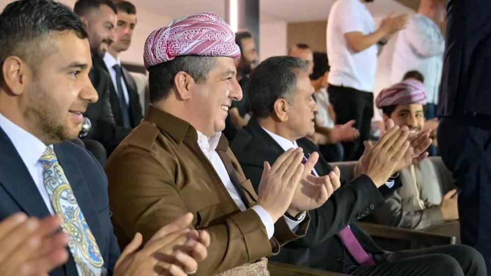 Mesrur Barzani Duhokspor'un Kerbela karşısındaki galibiyetini tribünden izledi