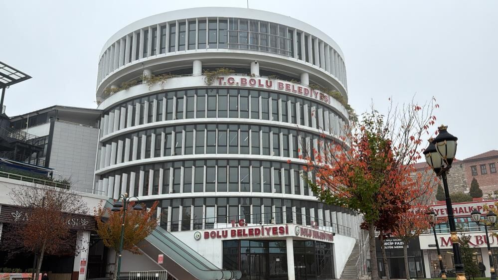 Bolu Belediyesi'nde 'ihaleye fesat' operasyonu: 4 kişi gözaltında