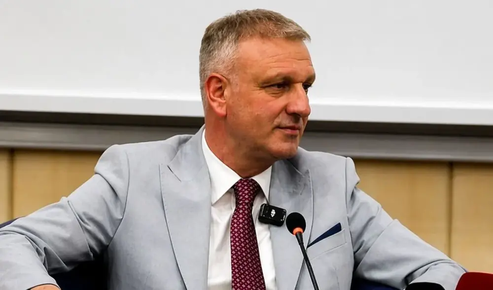Erdoğan’ın Başdanışmanı Oktay Saral görevinden istifa etti