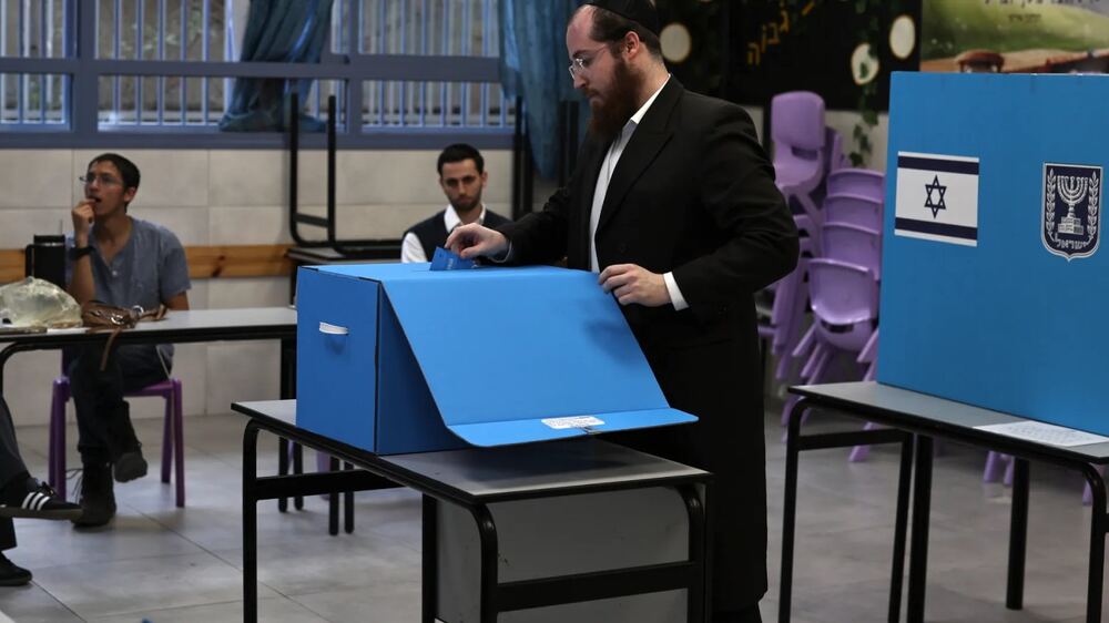 İsrail seçimlerinde rüşvet iddiaları ve kıyasıya rekabet sürüyor