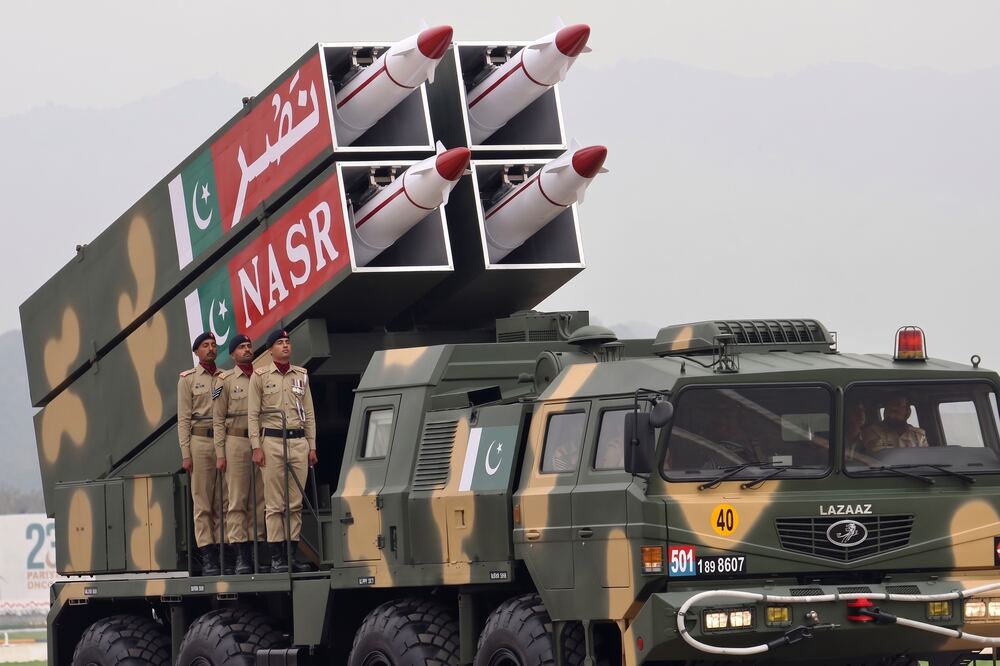 Pakistan, Houthis'e yönelik hava saldırılarını değerlendiriyor