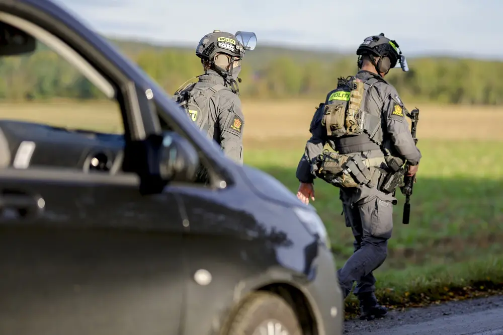 Norveç Polisi NATO'ya Bağlı Bir Ajansı Dolandıran Beş Kişiyi Yakaladı