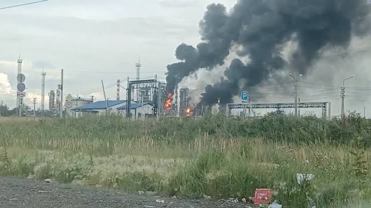 Rusya ve Ukrayna arasında petrol rafinerisi saldırısı krizi