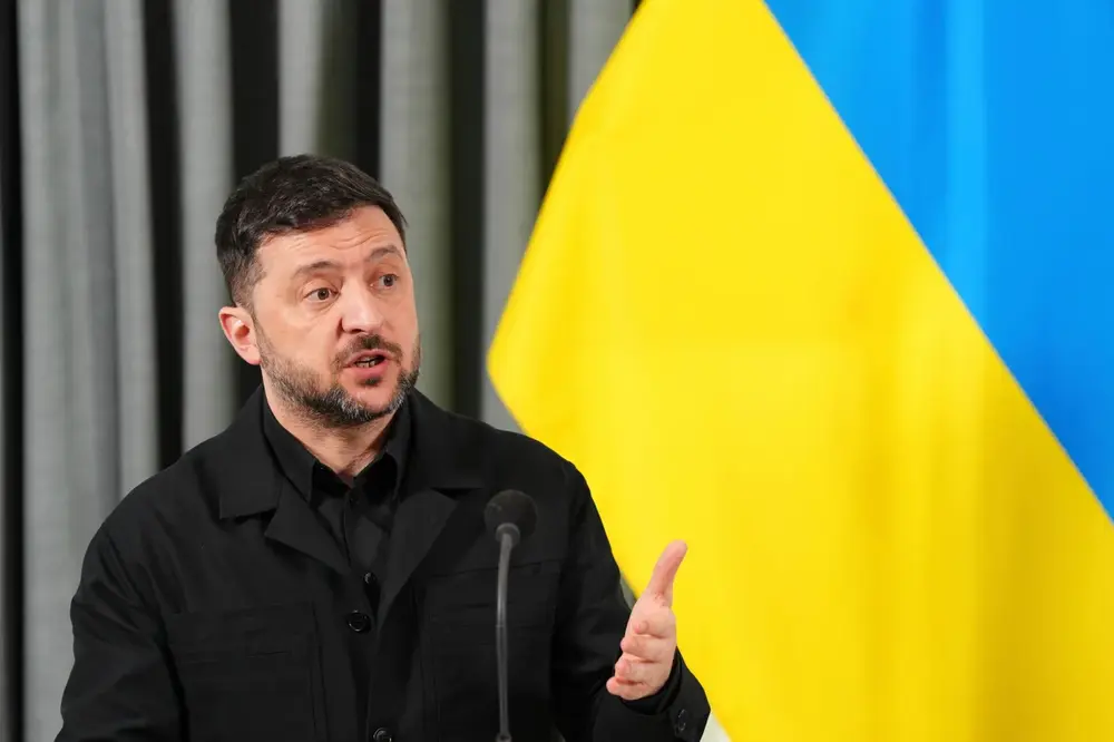 Zelenski: Rusya enerji ateşkesini ihlal ederek 600 bin kişiyi elektriksiz bıraktı