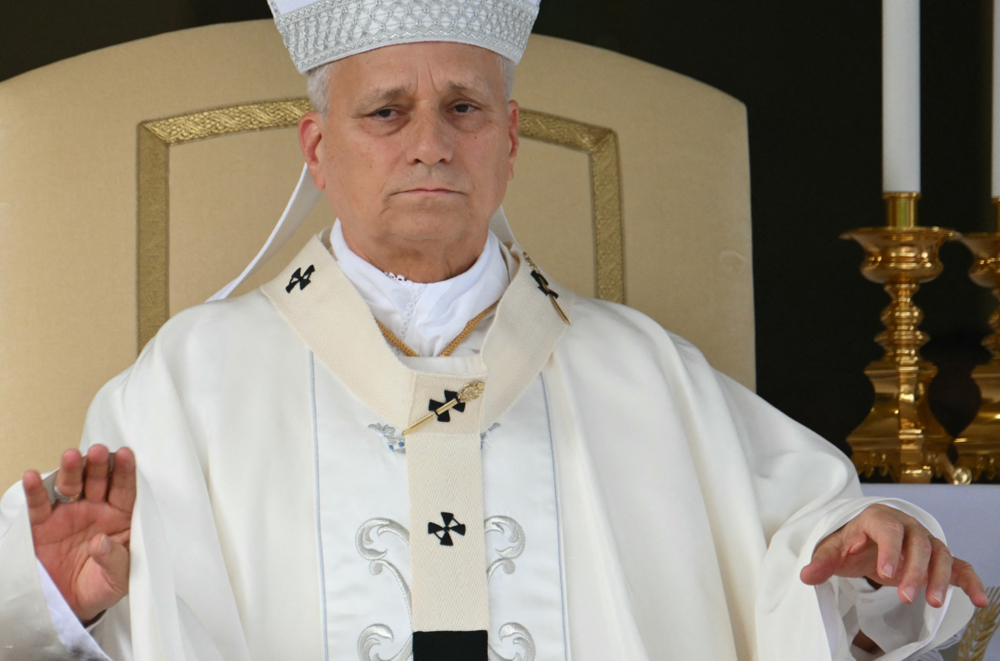 Papa 14. Laon akciğerindeki tümörü aldırmak için ameliyata giriyor