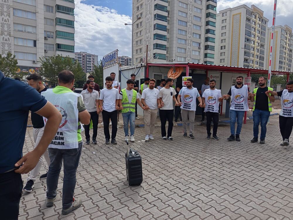 Diyarbakır Şehir Hastanesi Şantiyesinde Yapı Yol Sendikası İşçilerinden Grev