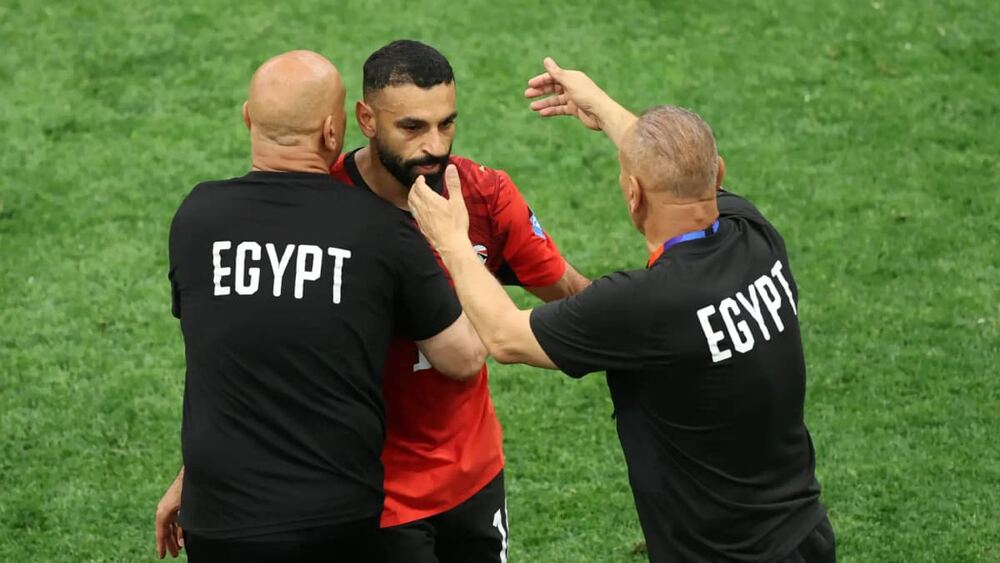 Mısır’da kriz: Salah oyundan alındı, ardından milli takım kampını terk ettiği iddia edildi