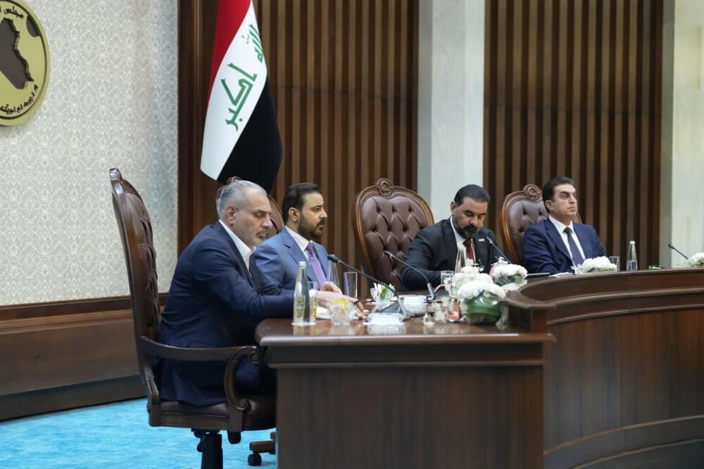 Irak Başbakanı Zeydi, 1.500 Dinarlık Dolar Kuru Kararını Parlamento’da Açıklıyor