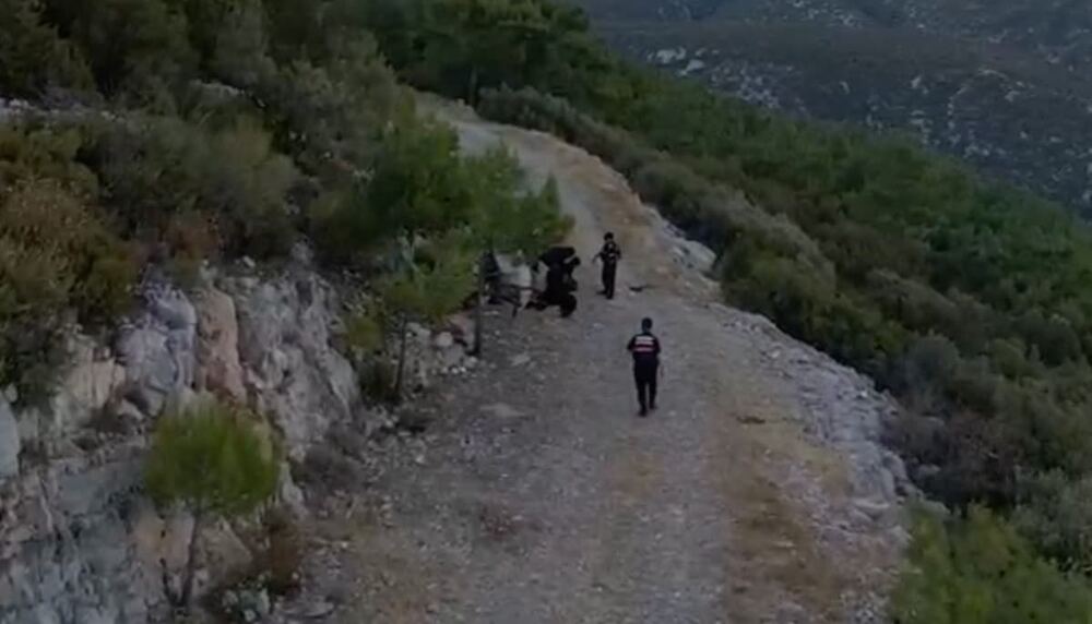 33 ilde jandarma göçmen kaçakçılığı operasyonu: 47 tutuklama, 2.822 göçmen yakalandı