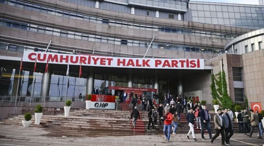 CHP YDK'da Mezitli Belediye Başkanı ihraç edildi, 9 milletvekilinin dosyası kaldırıldı