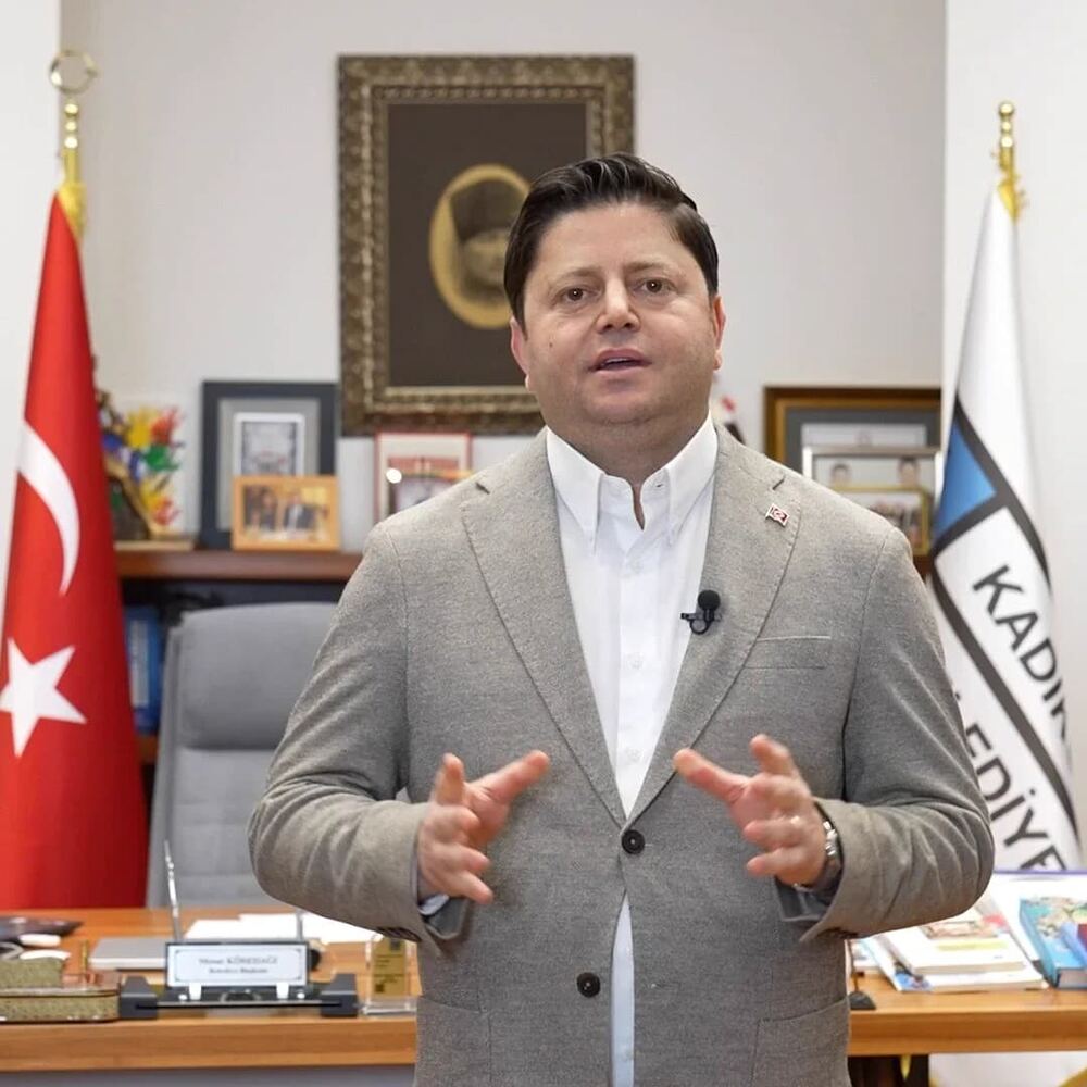 Kadıköy Belediyesi Başkanı Mesut Kösedağı YENİ Parti'ye katıldı