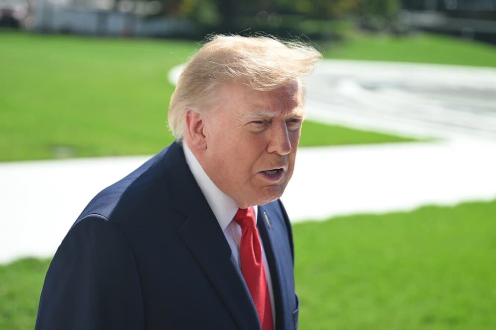 Trump, FlyDubai Uçağındaki Olayın Arkasında İran Olursa Sert Misilleme Söyledi