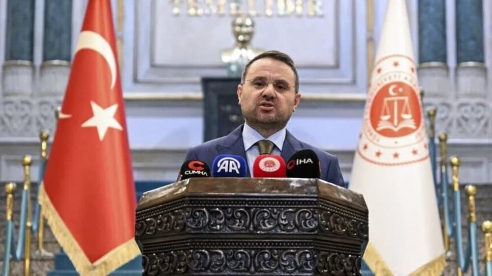 Bakan Gürlek: Katılımevim payı soruşturmasında 15 gözaltı, 10 şüpheli aranıyor