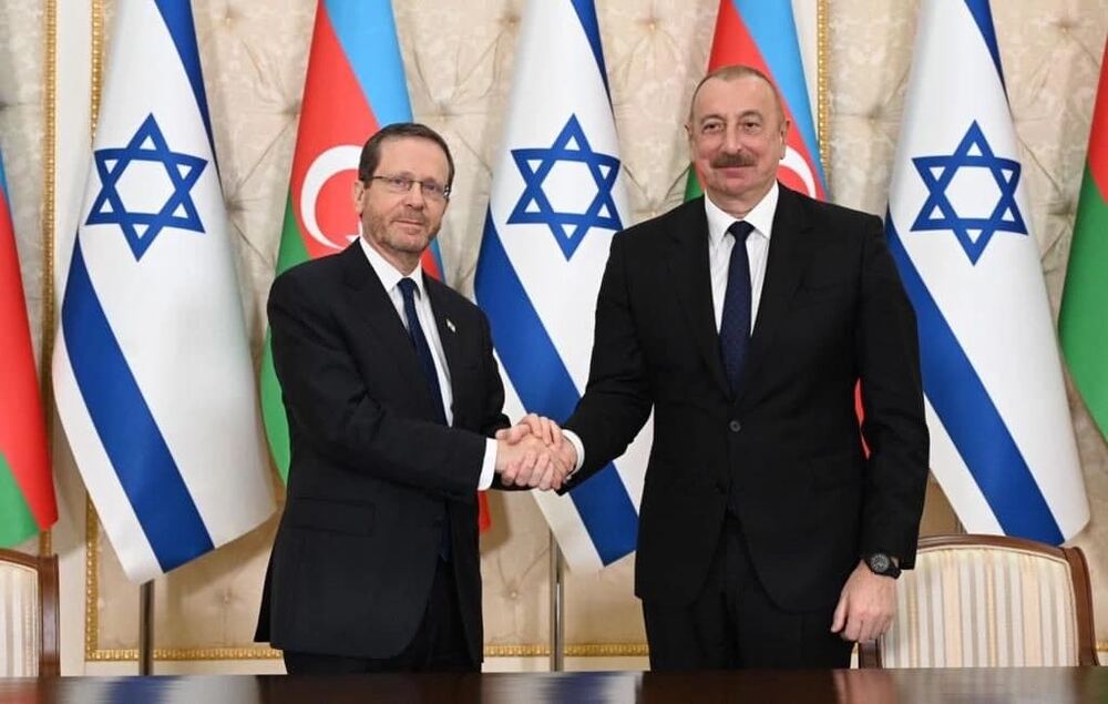 İsrail Cumhurbaşkanı Herzog, Azerbaycan’da Aliyev ile Görüştü