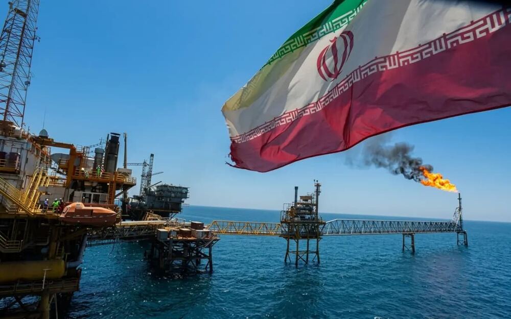 ABD Hazine Bakanı: İran’ın petrol ihracatı sıfıra düştü, uluslararası uçuşları durduruldu