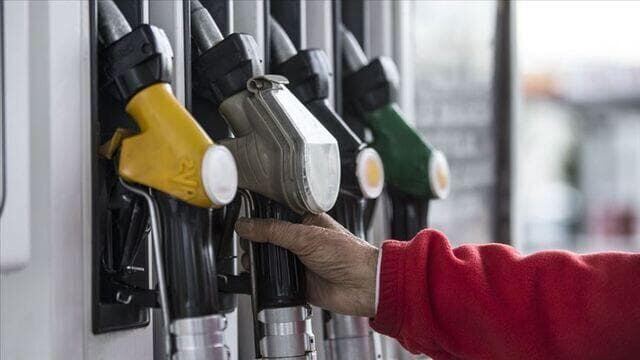 Benzine 4,30 TL İndirimi 20 Ekim'den İtibaren Pompaya Yansıyacak
