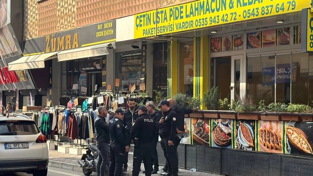 Kocaeli Gebze’de Restorana Silahlı Saldırı: İş Yeri Sahibi Hayatını Kaybetti